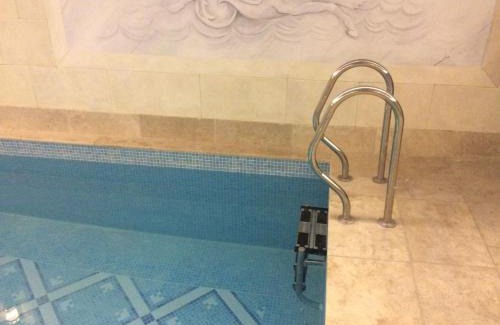 West Bromwich Casa | Jules Homestay Plus