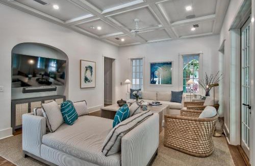 Rosemary Beach Casa | Julia's Cottage