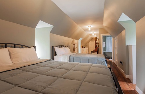 Greensboro Casa | Julian Price House