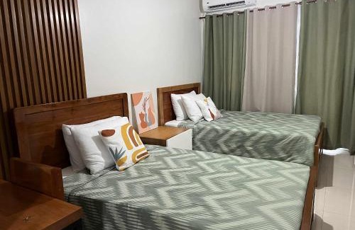 Iloilo Apartamento | Julianna Staycation Iloilo Condo SMDC