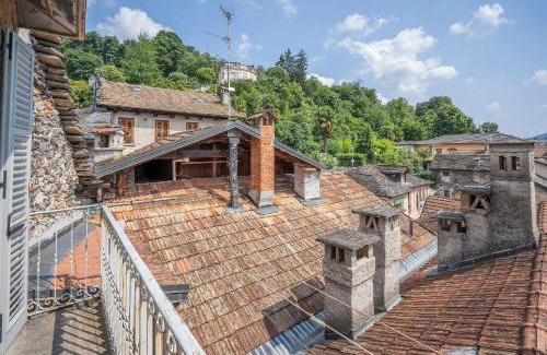 Orta San Giulio Apartamento | Julias Appartamento nella piazza principale