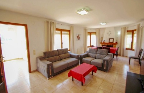La Sabatera Villa | Juliasol - chalet de vacaciones con piscina privada en Moraira