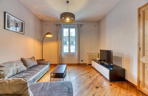 Grand-Couronne Apartamento | Julie beau F6 rénové terrasse parking Rouen