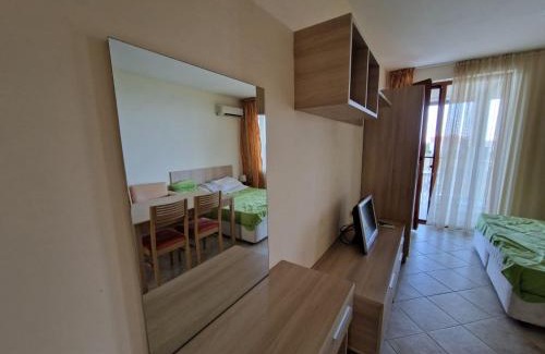 Kavarna Apartamento | July Morning A35