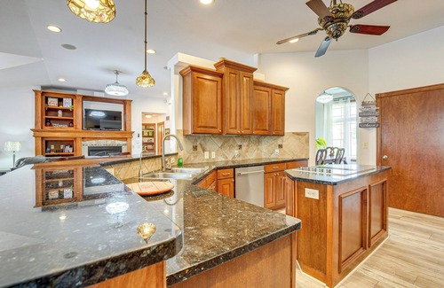 Junction City Casa | Junction City Home w/ Hot Tub - Near Milford Lake!