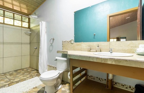 Bahía Drake Casa | Jungalows in Rincón Beach, Drake Bay - ECOTOURISM