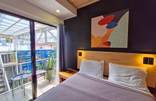 Rohrmoser Cama Y Desayuno | Jungla Urbana BnB - Adults Only
