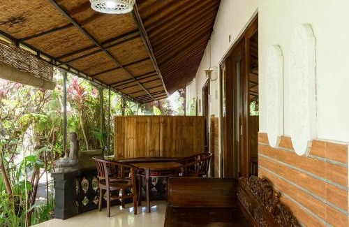 Penestanan Villa | Jungle Hideaway Villas 2 - River Cafe