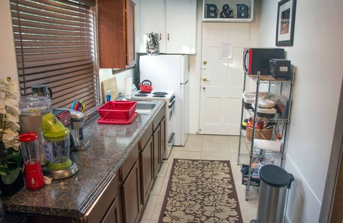 West Palm Beach Cabaña | Casa de la casa de la selva, se admiten perros. Privada, tranquila, y exclusividad suya.