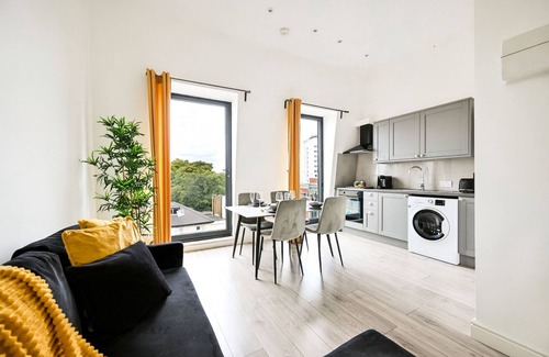 Ealing Apartamento | Jungle Oasis in London- Sleeps 4