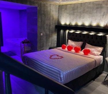 Koekelberg Apartamento | Jungle suite romantic - private Jacuzzi -