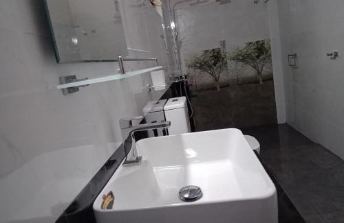 Rambukkana Casa | Jungle Village Homestay