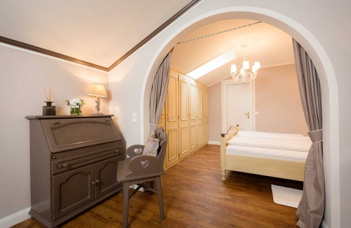 Bad Wiessee Cama Y Desayuno | Junior Suite - Bio Design Boutique Hotel Landhaus St. Georg