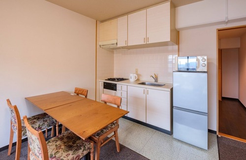 Miyazaki Hotel | Junior Suite Room 2 semidouble beds with kitche / Miyazaki Miyazaki