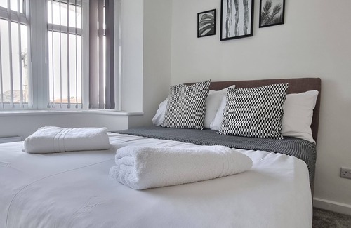 Southampton Apartamento | Juniper downstairs apartment sleeps 7 people