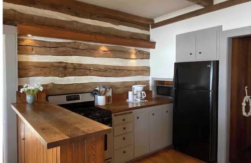 Campbellsport Casa | Juniper & Oak LAKE HOUSE w/ Sunset Views over Kettle Moraine Lake