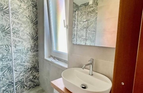 Porto Torres Apartamento | Habitación Ginepro - Habitación full service con baño privado