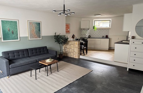Konz Apartamento | JUPAS° | Saartal Suite - Smart & Netflix