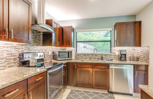 Jupiter Farms Cabaña | Jupiter Cottage w/ Patio, Gas Grill & Fire Pit!