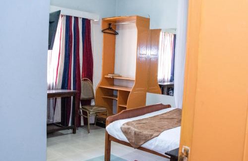Westlands Hotel | Jupiter Guest House - Parklands