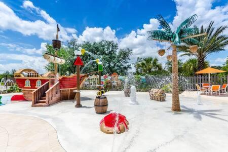 Davenport Casa | Jurassic Park & Mermaid Home with Private Pool