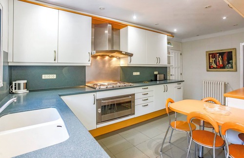 Can Macia Casa | A solo 10 minutos de Sitges, casa con jardín y piscina privados
