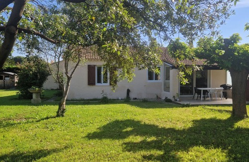 Sauveterre Casa | Just 10 minutes from Avignon! Country house in a haven of peace.