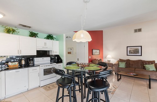 Indian Ridge Casa | Excelente casa de vacaciones cerca de Disney, con piscina privada, 3 televisores, Wi-Fi gratis