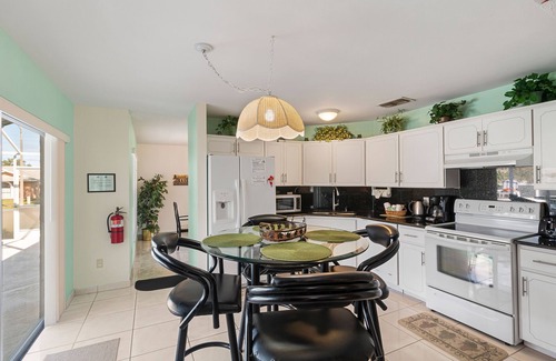 Indian Ridge Casa | Excelente casa de vacaciones cerca de Disney, con piscina privada, 3 televisores, Wi-Fi gratis
