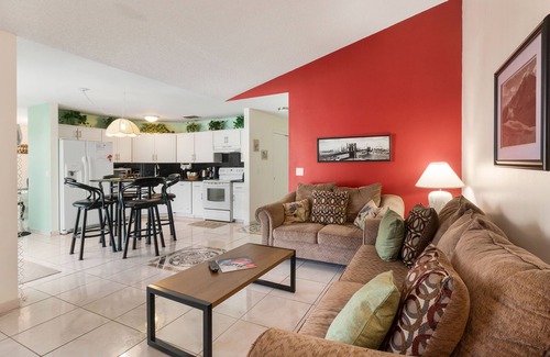 Indian Ridge Casa | Excelente casa de vacaciones cerca de Disney, con piscina privada, 3 televisores, Wi-Fi gratis