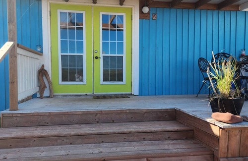 North Lake Casa | Just Beach-y is our Sapphire Gem for all you green lovers