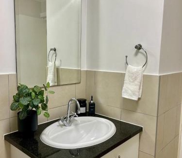 Redhill Apartamento | 'Just Beachy' Muizenberg Beach Apartment