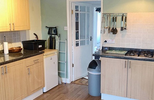 Herne Bay Casa | Just five minutes walk from the beach!