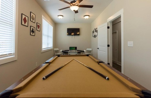 Gainesville Casa | Just For Kicks