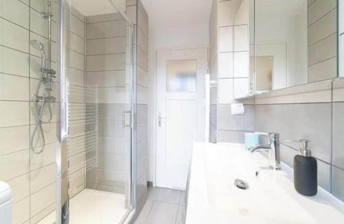 Mulhouse Apartamento | JUST FOR YOU - Balcon - Parking - Calme- Fibre - RELAX BNB