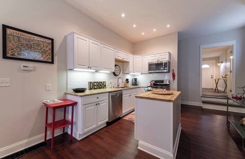 Germantown Casa | Hogar de anfitriones preferidos, cerca de todo