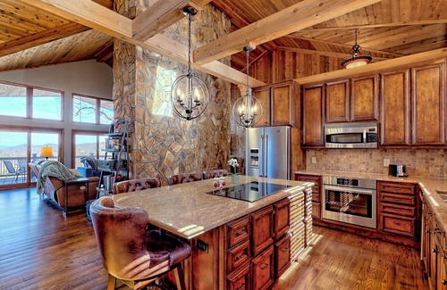 Sky Valley Casa | Just Listed 4bed/3.5bath Mountain View Retreat with Game Room in Sky Valley!
