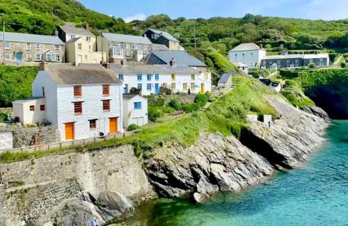 Portloe Casa | Just Opened. Romantic Clifftop Retreat