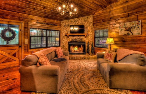 Blue Ridge Casa | Just Peachy by Escape to Blue Ridge