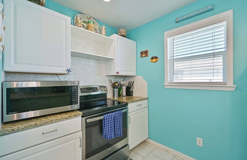 Jamaica Beach Casa | JUST REMODELED 03/25!- SEA SHED in Jamaica Beach