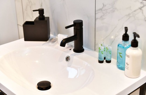 Southgate Casa | Just Stay Wales - Heatherslade House