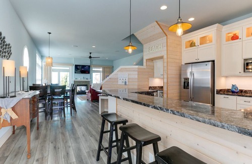 Cape Charles Casa | Just two blocks away from private beach and access to a private community pool!