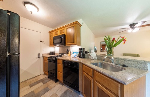 Princeville Hotel | Just What You're Looking For! W/ Kitchen, Outdoor Pool, Free Parking!