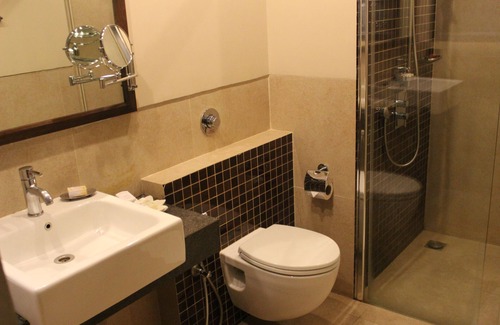Craig Park Layout Hotel | juSTa MG Road Hotel