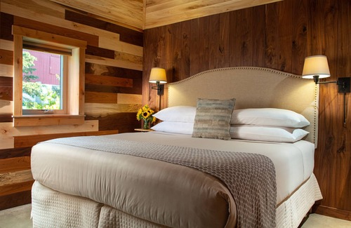 Sparta Cama Y Desayuno | Justin Trails Resort, LLC.