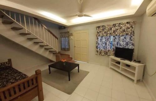 Taman Bukit Katil Casa | Juwita Homestay Bukit Katil - Free Unifi and 15 Minutes To Town