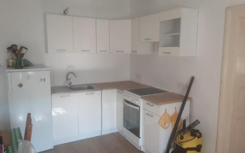 Osagard Apartamento | Kék Túra Pont Ősagárd
