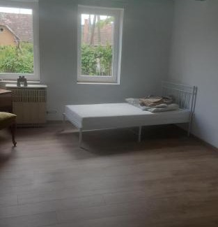 Osagard Apartamento | Kék Túra Pont Ősagárd