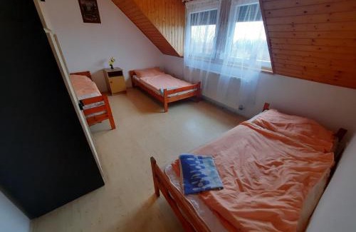 Badacsonyors Casa | Kéktúrás-Tóra Nyíló Badacsonyi privát bérlemény