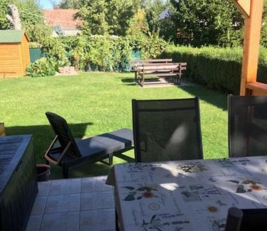 Balatonmariafurdo Casa | Két szobás, teraszos, kertes vendégház